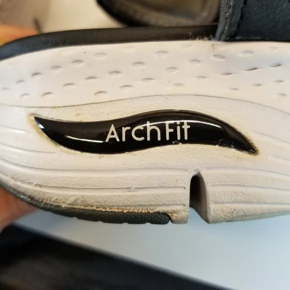Skechers Impactor Mens Size 13 Arch Fit Sandals Black White V Hook Loop Closure