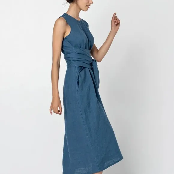 Sleeveless linen dress, Linen dress with pockets, Hourglass shape linen dress