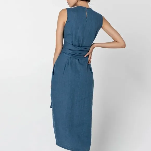 Sleeveless linen dress, Linen dress with pockets, Hourglass shape linen dress