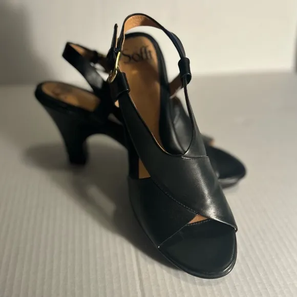 Sofft Heeled Sandals Women's Size 9M Black Leather Buckle Straps Office Comfort