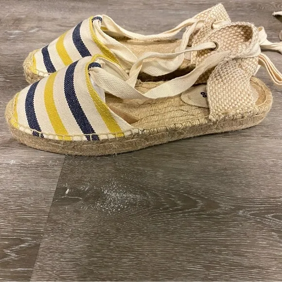 SOLUDOS | Striped Gladiator Platform Sandals Size 8.5