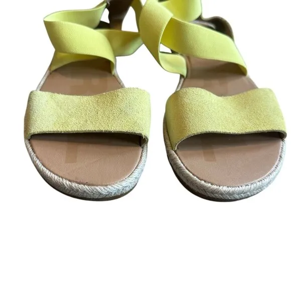 Sorel Ella II Flat Sandals Stretch Sunnyside Yellow Pull-On Strappy Size 9.5