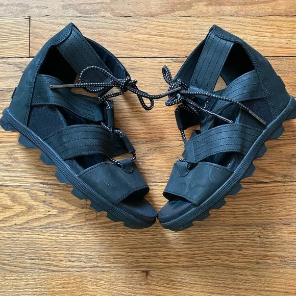 Sorel Joanie II all black lace up wedge sandals 7