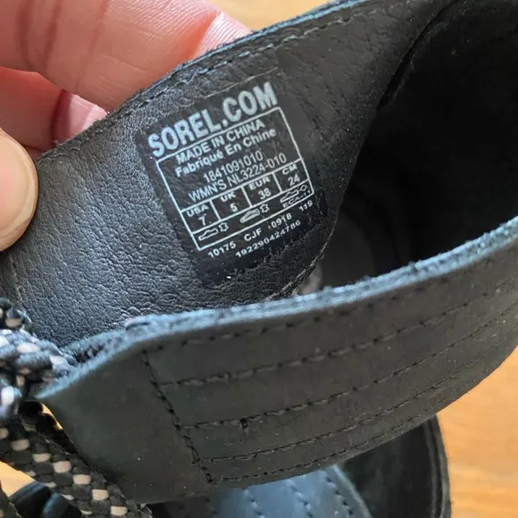 Sorel Joanie II all black lace up wedge sandals 7