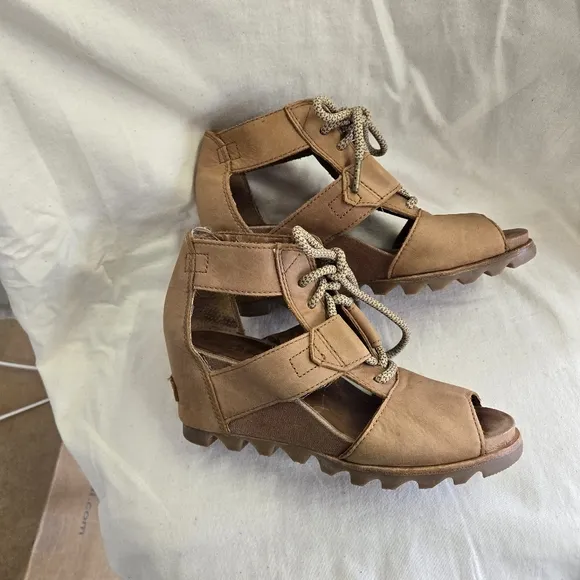 Sorel Joanie II Lace Ankle Wedge Sandals 7