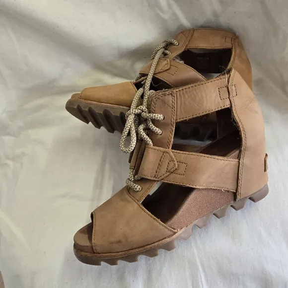 Sorel Joanie II Lace Ankle Wedge Sandals 7