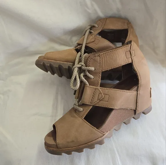Sorel Joanie II Lace Ankle Wedge Sandals 7
