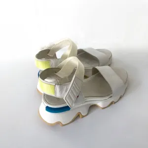 Sorel Kinetic White Sandals Leather / Size 9