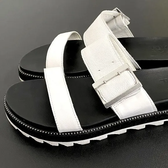 Sorel Roaming Big Buckle Slide Sandals Leather 90s Chunky Beaded Studded Neutral