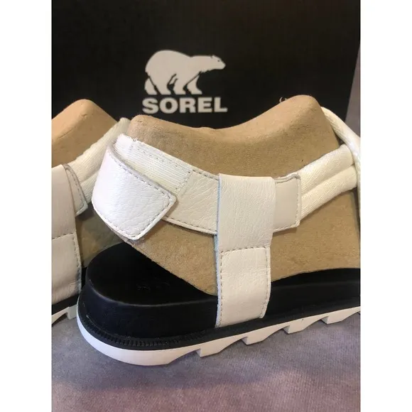 Sorel Roaming Decon Sandal - NWB - Size 8.5