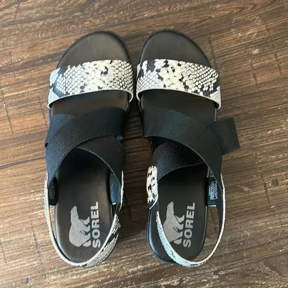 Sorel women sandals Cameron snake black Flatform wedge Slingback Size 7