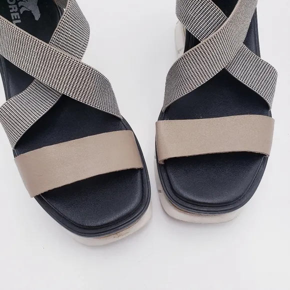 Sorel Women's 7 Joanie III Sport Strap Platform Wedge Sandals Omega Taupe White