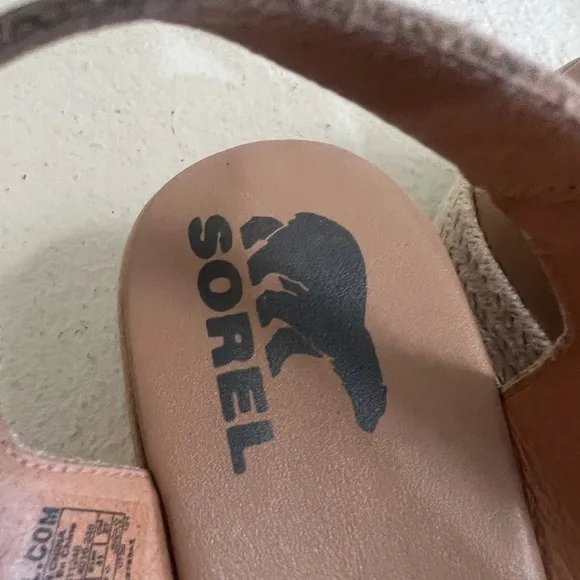 Sorel Women's  Cameron Flatform Wedge Sandals‎ in Honest Beige sz 10