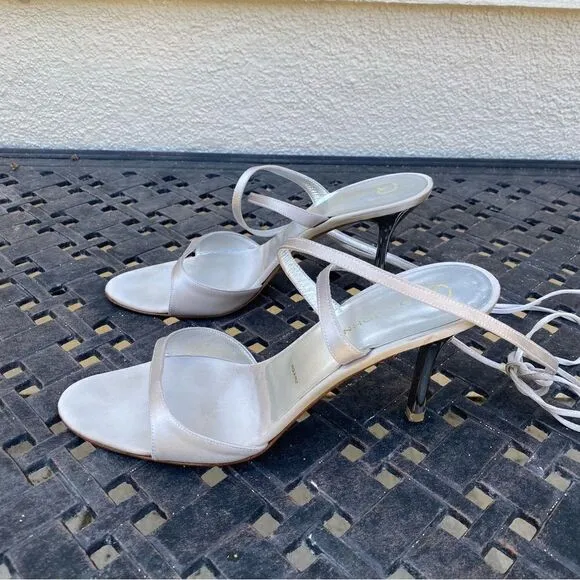 St. John ivory/pale gray strappy sandal w/rhinestones. Made in Italy. Size 9.5B