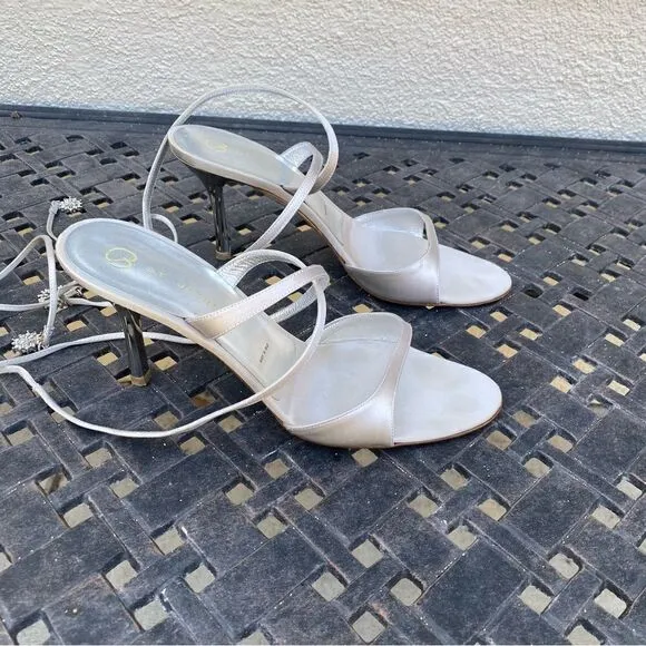 St. John ivory/pale gray strappy sandal w/rhinestones. Made in Italy. Size 9.5B