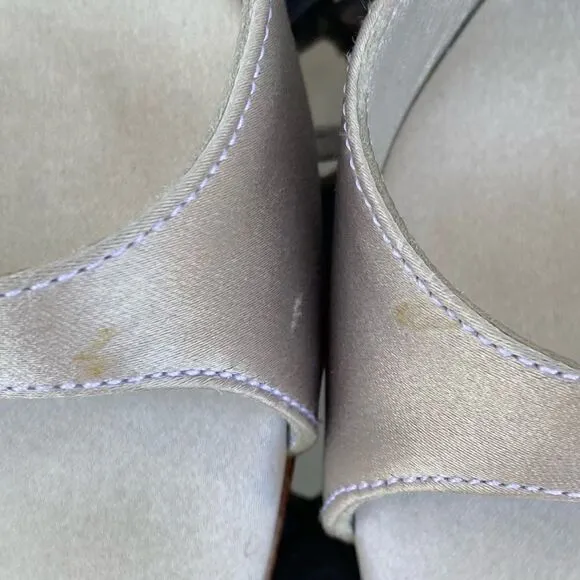 St. John ivory/pale gray strappy sandal w/rhinestones. Made in Italy. Size 9.5B