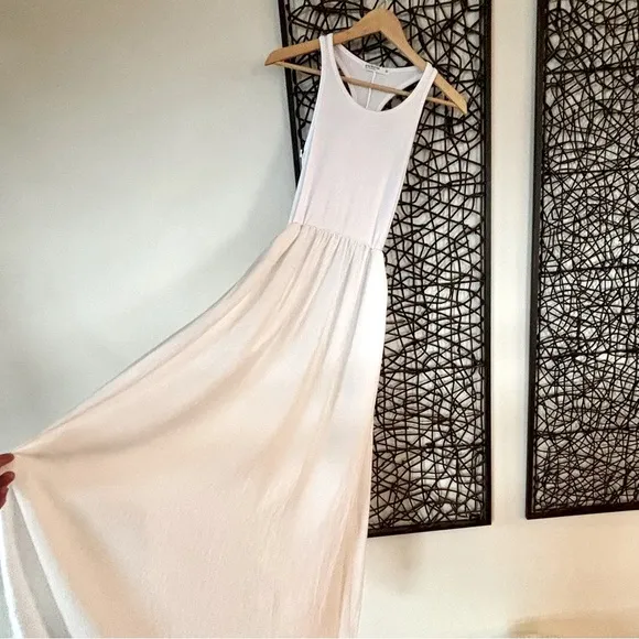 Stateline Chic White Linen Sleeveless Maxi Dress