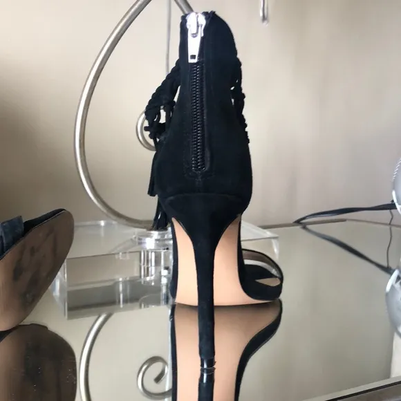 STEVE MADDEN Black Suede Fasinate Heels Sandals