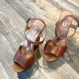 Steve Madden brown leather T strap open toe wood platform sandals size 10