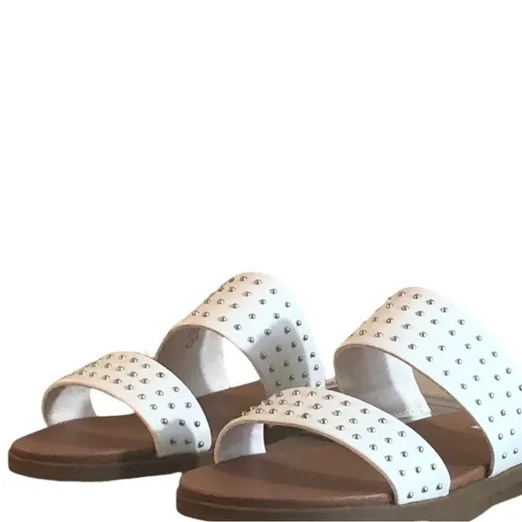 Steve Madden Dede White Sandals New in Box Flats Comfy Padded Slip On Heel Sz 8