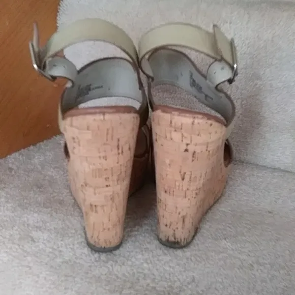 Steve Madden Esme Leather Wedge Cork Sandals with Ankle Strap Size 7.5M