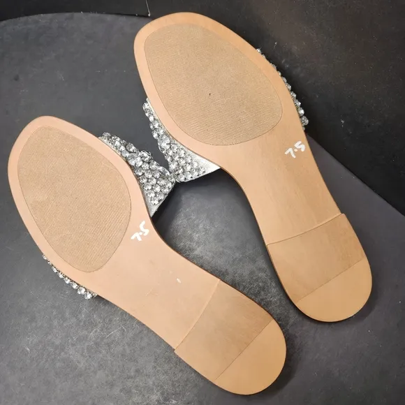 Steve Madden sandals women's 7.5M silver rhinestones Knicky slides metallic new