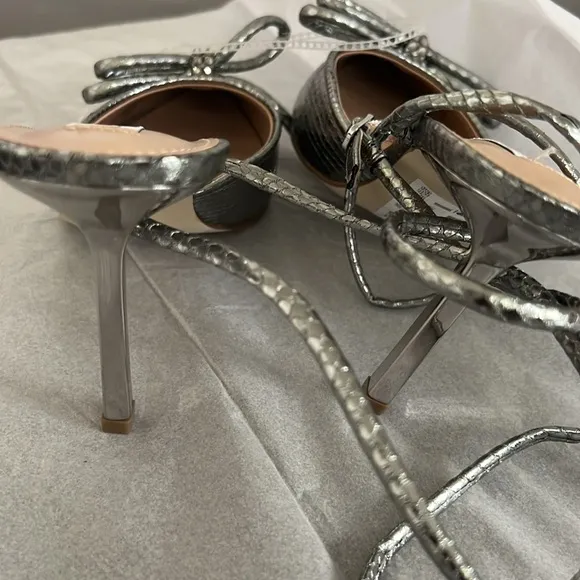 Steve Madden Sherise Pump in Pewter Silver Lizard