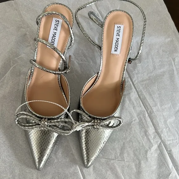 Steve Madden Sherise Pump in Pewter Silver Lizard