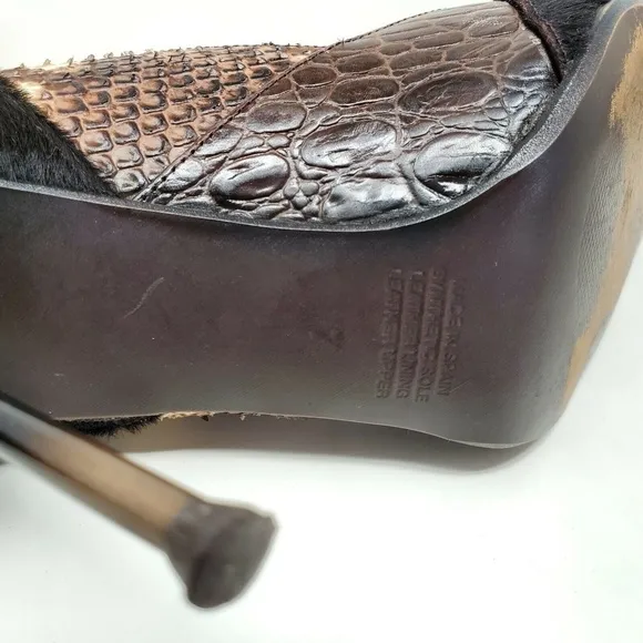 Steve Madden Spain Animal Patches Heels Size 7.