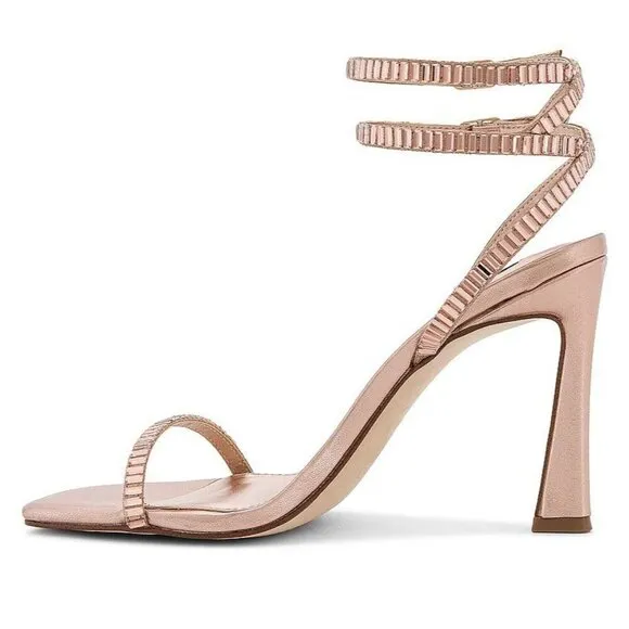 Steve Madden Thierry High Heel in Rose Gold 9 with box Womens Rhinestones Sandal
