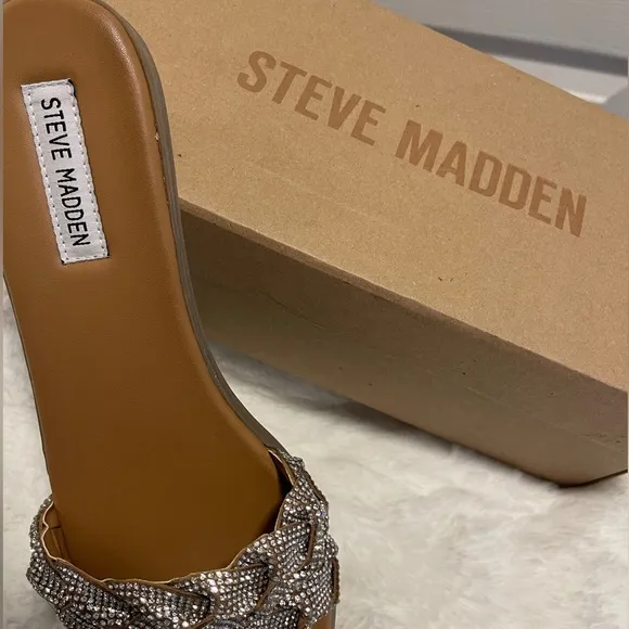 Steve Madden Women's Phayra Rhinestone Braided Slides Size 10