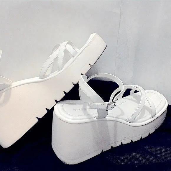 Steve Madden Y2K Bratz Strappy Platform Sandals