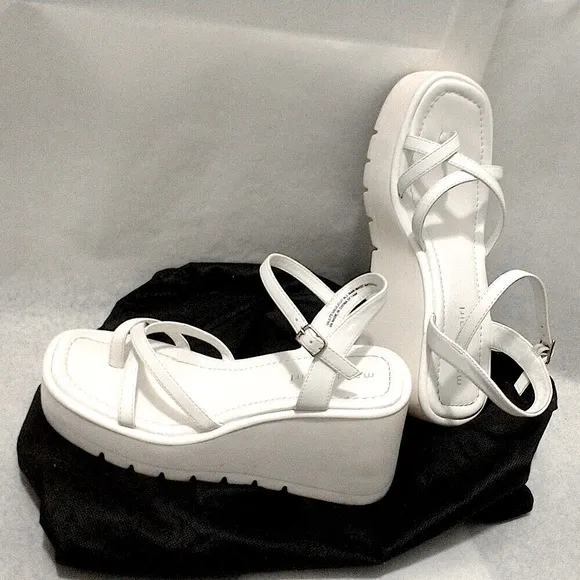 Steve Madden Y2K Bratz Strappy Platform Sandals