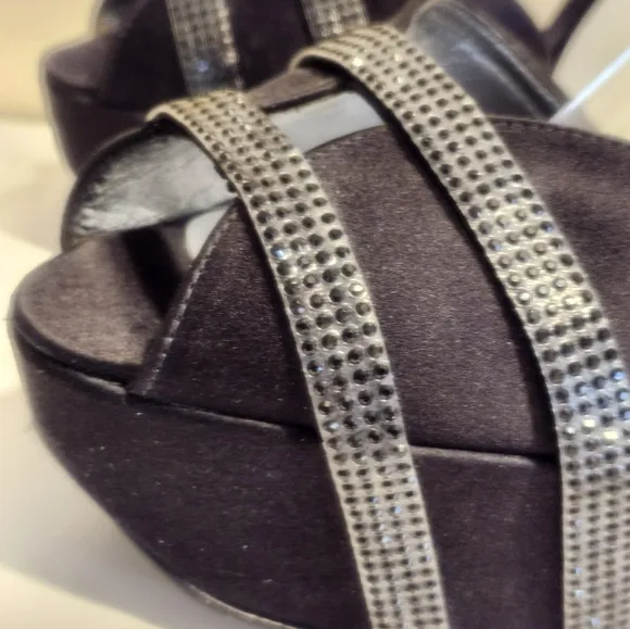 Stuart Weitzman Black Peau de Soie w/Crystal Trim Platform Sandals Sz.7 Ret $500