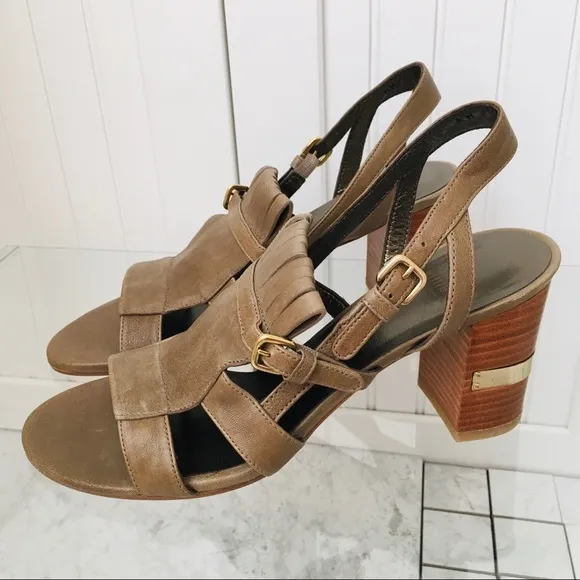 Stuart Weitzman Fandangos Women’s Heels Sandals