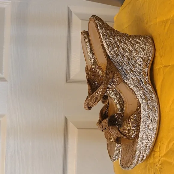 Stuart Weitzman Gold Wedges