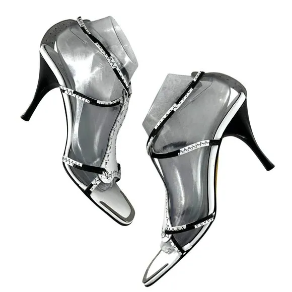Stuart Weitzman Netta White and Black Leather Cut Out Sandals Heels Size 9 M