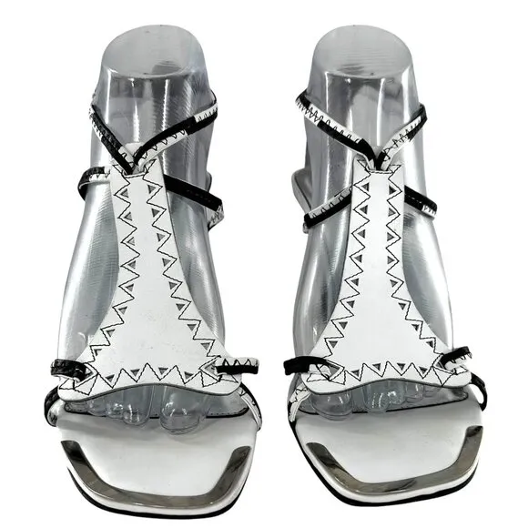 Stuart Weitzman Netta White and Black Leather Cut Out Sandals Heels Size 9 M