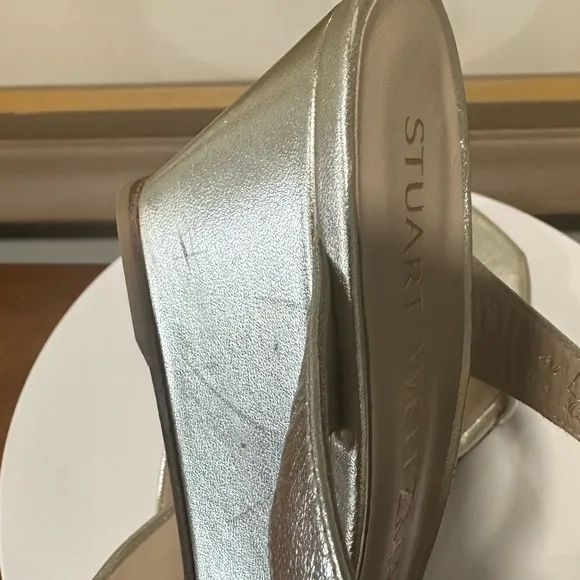 🌹STUART WEITZMAN🌹Aleena Metallic Leather Wedge Sandals Size:10.5B