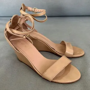 Stuart Weitzman Backdraft Wedge Sandals Size 8