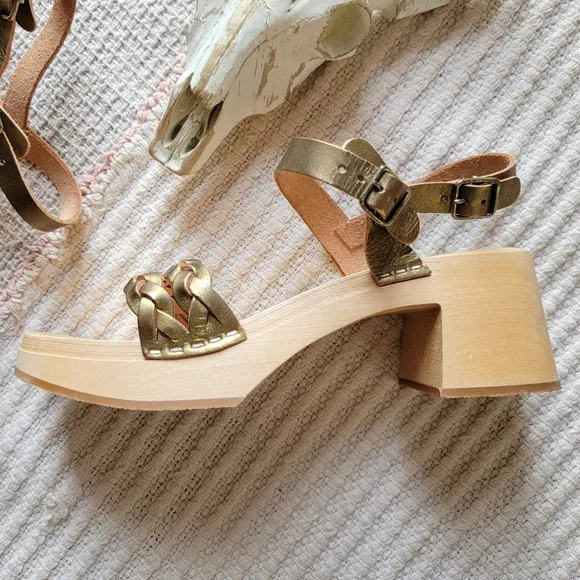 Swedish Hasbeens × FP &amp; Anthro | Tanja Retro Wooden Platform Clog Sandals