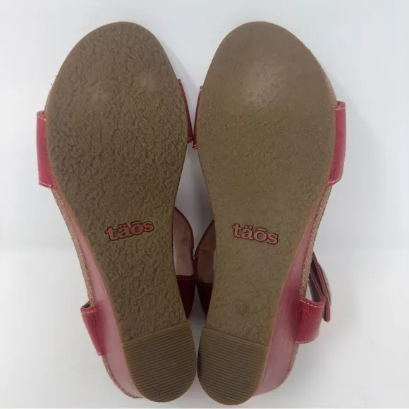 Taos Carousel 2 Wedge Sandals