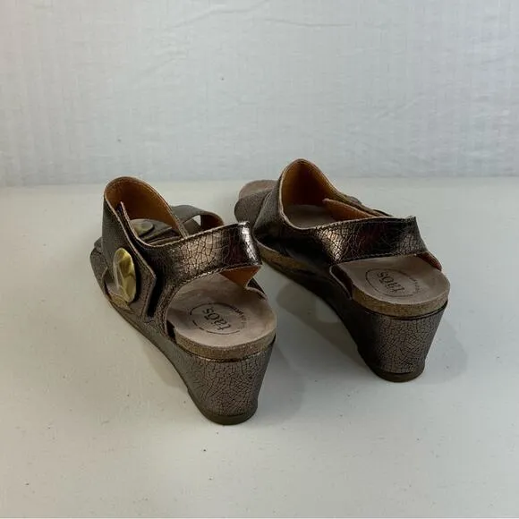 Taos Footwear Charade Sandals Women’s Size 11 Copper Metallic Leather Wedge Heel