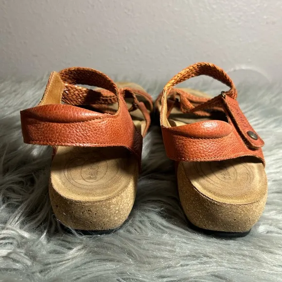 Taos Footwear Trulie Terracotta Orange and Tan Sandals Size 8-8.5