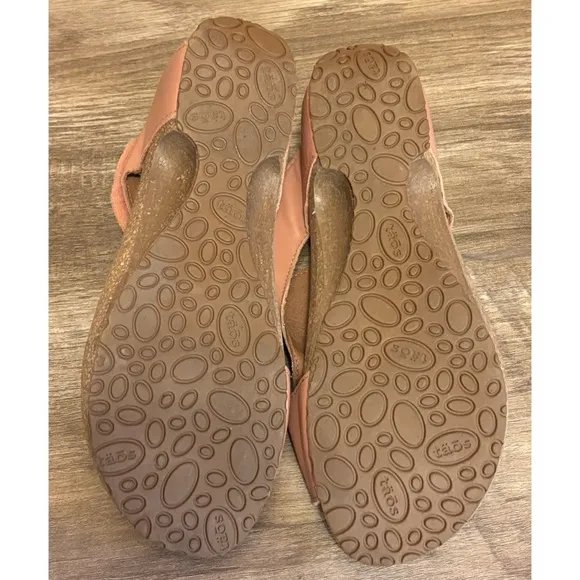 Taos Loop Sandals