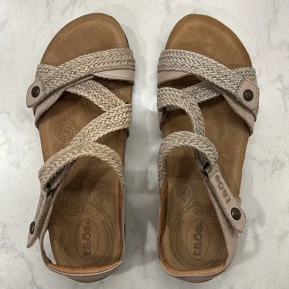 Taos Trulie Stone Women’s Sandals Size 6-6.5