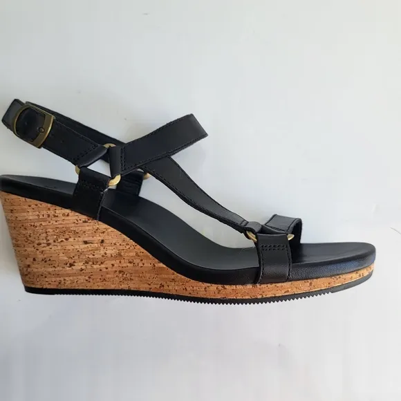 Teva Arrabelle Universal Leather Black Cork Wedge Sandal.