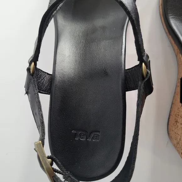 Teva Arrabelle Universal Leather Black Cork Wedge Sandal.