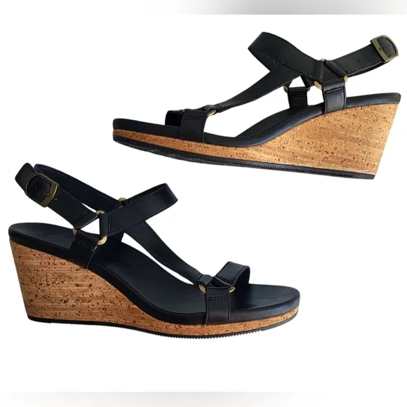 Teva Arrabelle Universal Leather Black Cork Wedge Sandal.