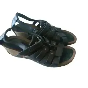 Teva Cabrillo Wedge Black Leather Gladiator Sandal 7